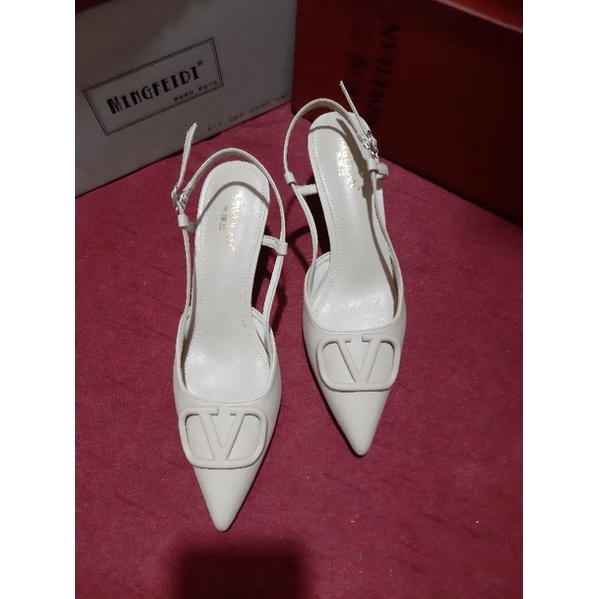 Order giày cao gót bigsize 33-43