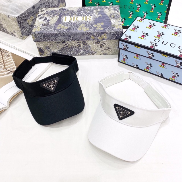 Mũ prada nửa đầu