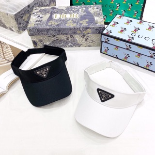 Mũ prada nửa đầu