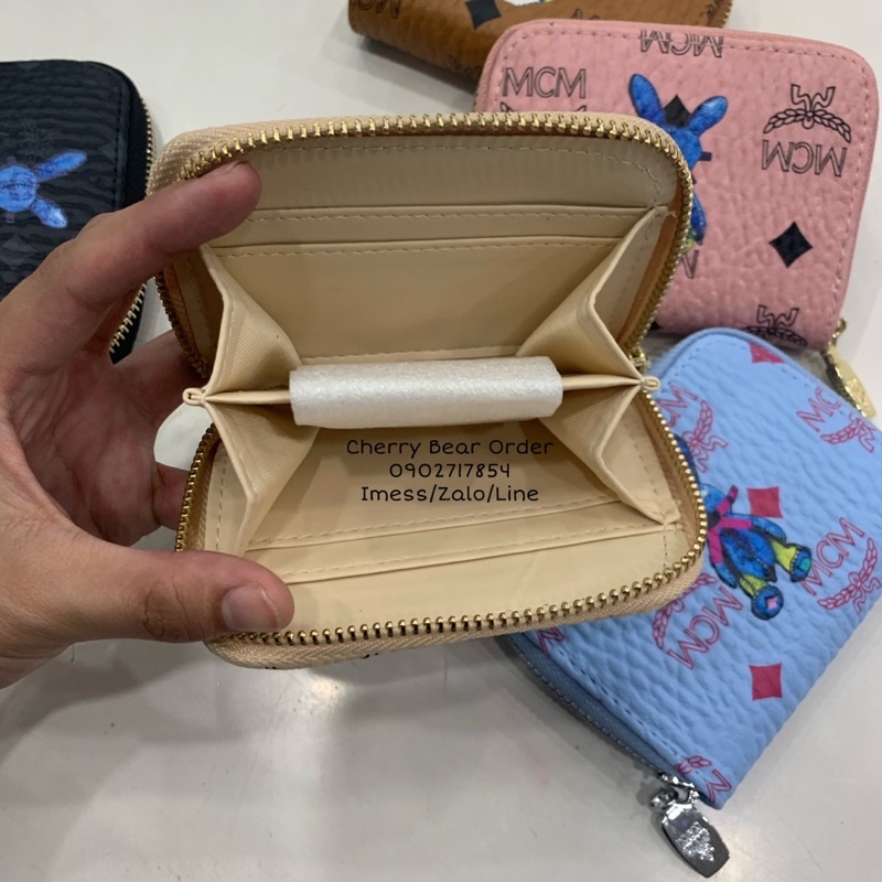 Ví ngắn cầm tay MCeM