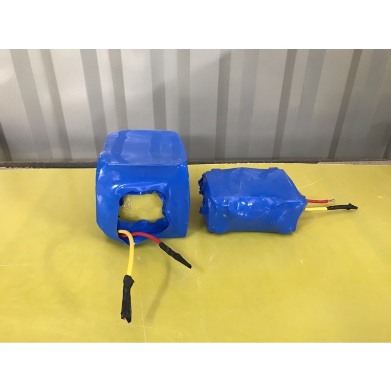 Pin LiFePO4 lithium sắt phốt phát 3.2V 10Ah-20Ah từ pin 32650 cho đèn năng lượng mặt trời đã có đủ mạch bảo vệ BMS
