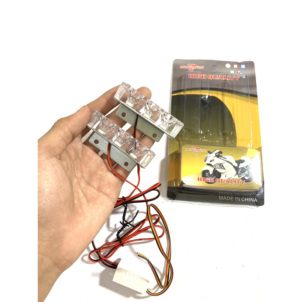 Đèn led police chớp cảnh sát màu xanh đỏ giá 1 cặp  Bảo Hành 1 Năm