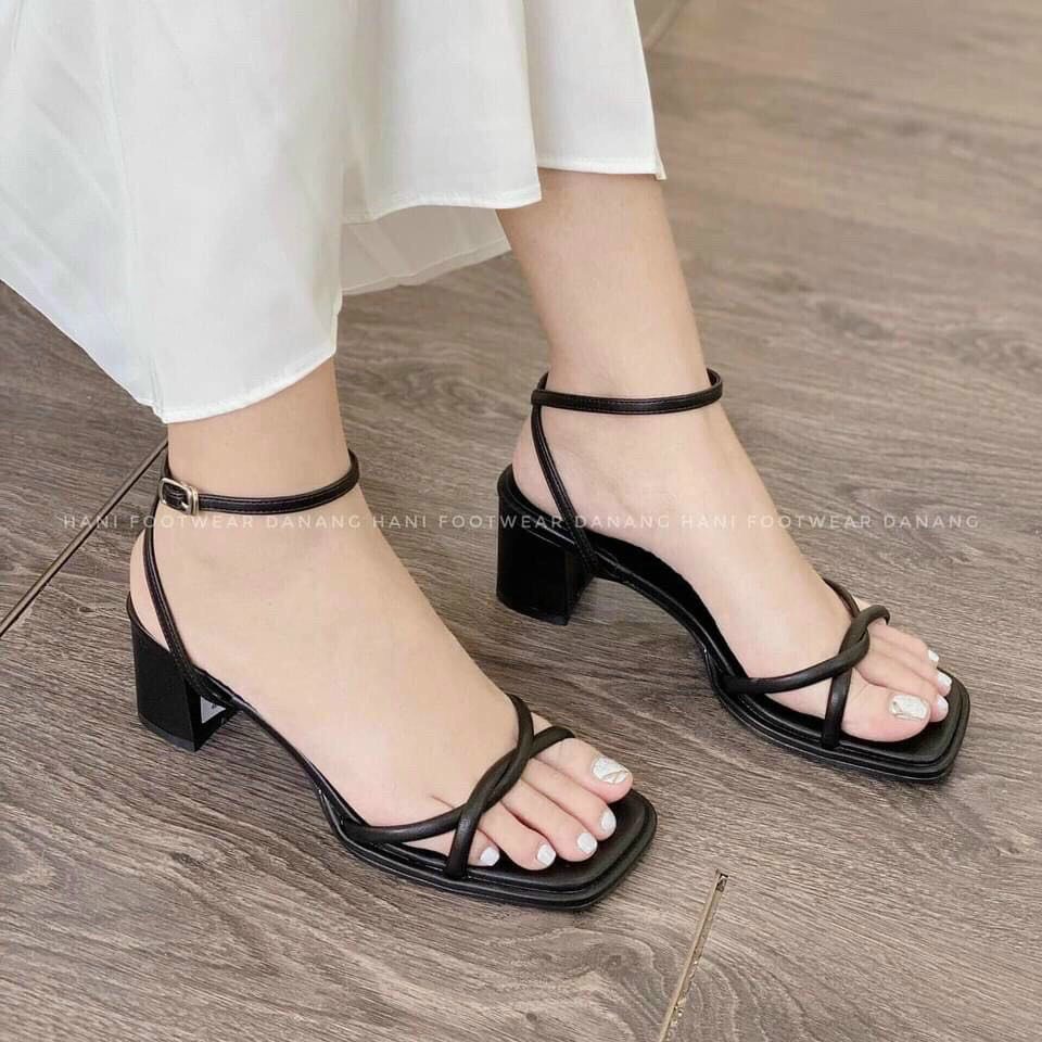 Sandal Nữ Cao Gót Đế Vuông, Giày Sandal Nữ Cao Gót 5 Phân Quai Chéo Mảnh Hai Màu Đen Trắng