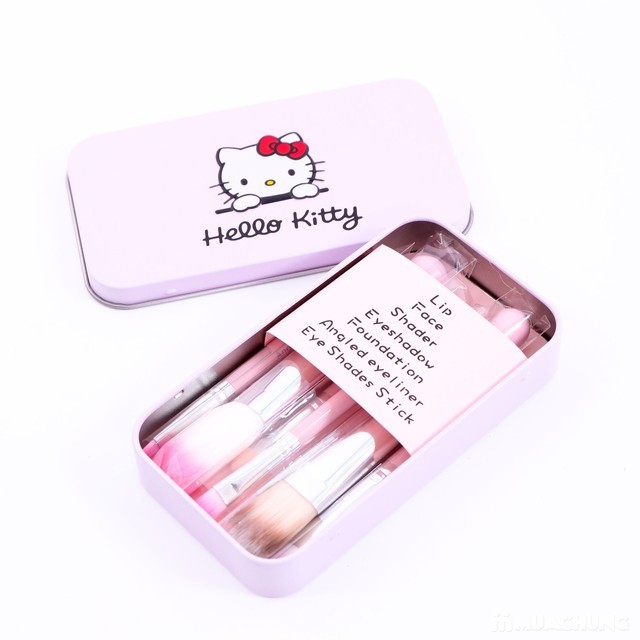 Bộ cọ trang điểm Hello Kitty 7 món