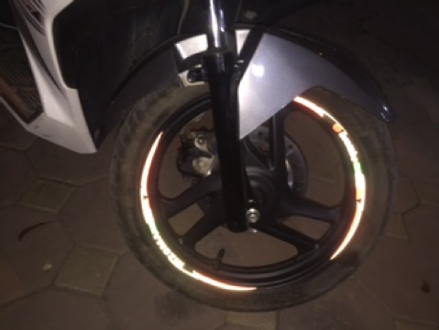 Tem vành chữ phản quang