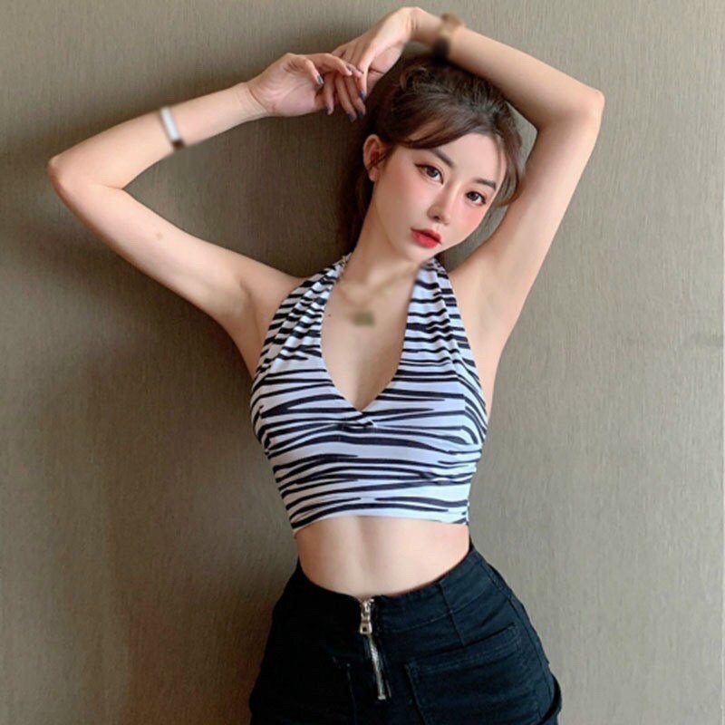 ÁO CỔ V HỞ LƯNG HOẠ TIẾT NGỰA VẰN CROPTOP NỮ