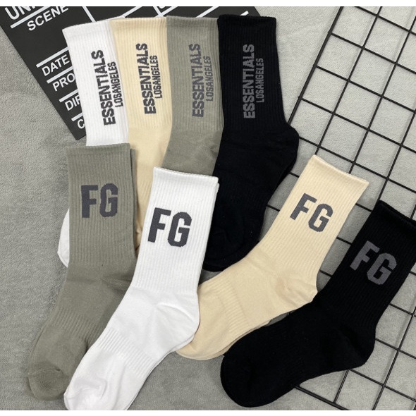 Vớ ESSENTIALS &amp; FG cao cổ Nam Nữ phong cách thể thao, trẻ trung, năng động.