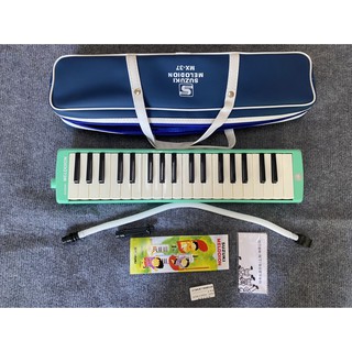 Kèn melodion Suzuki 37 phím