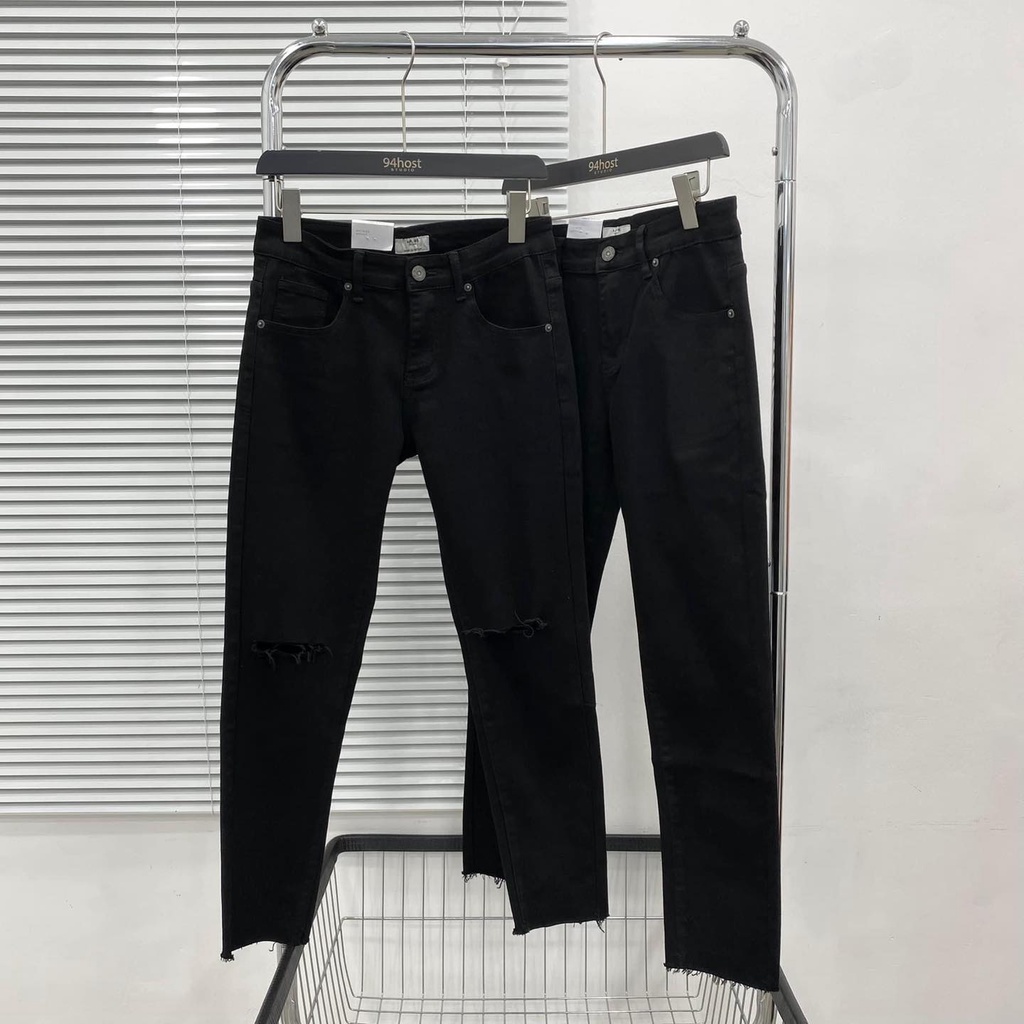 Quần jeans rách gối đen - Gin store