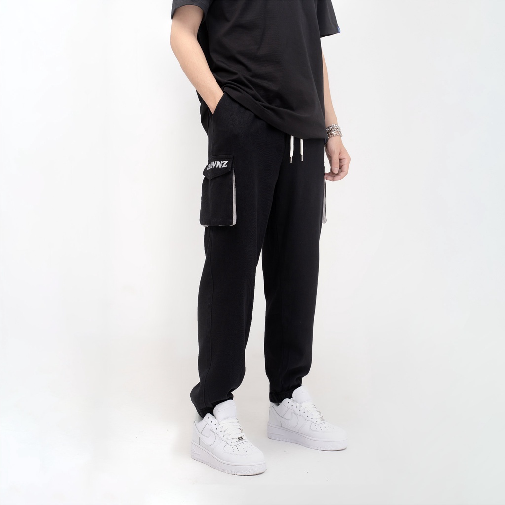 Quần dài local brand Clownz Jogger Cargo form ống rộng, dáng unisex