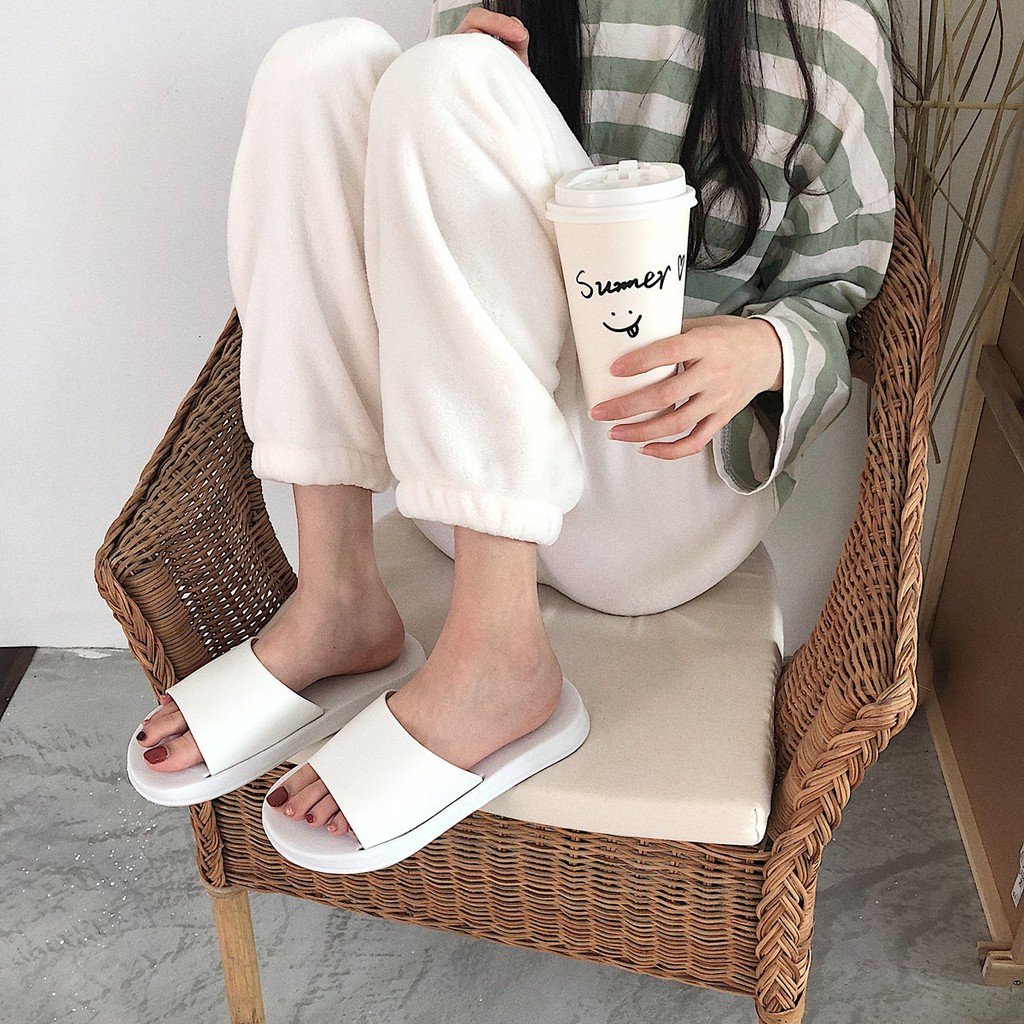 1C02 Dép size đôi quai ngang cơ bản xuyên đế nữ thời trang giầy thể thao êm chân thoáng mát | BigBuy360 - bigbuy360.vn