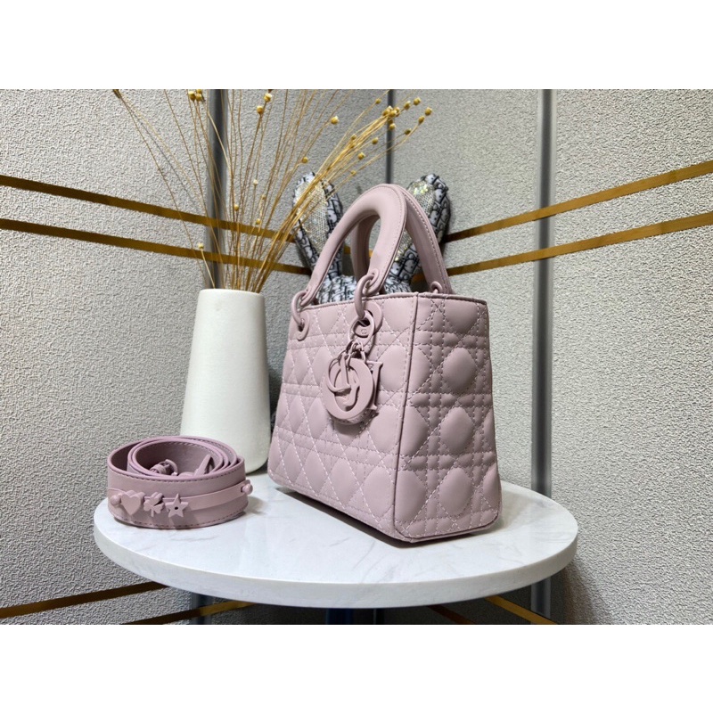 Túi xách nữ cao cấp có 3 size thương hiệu Dior CD Ultra Matte da thật kèmdây đeo tháo rời