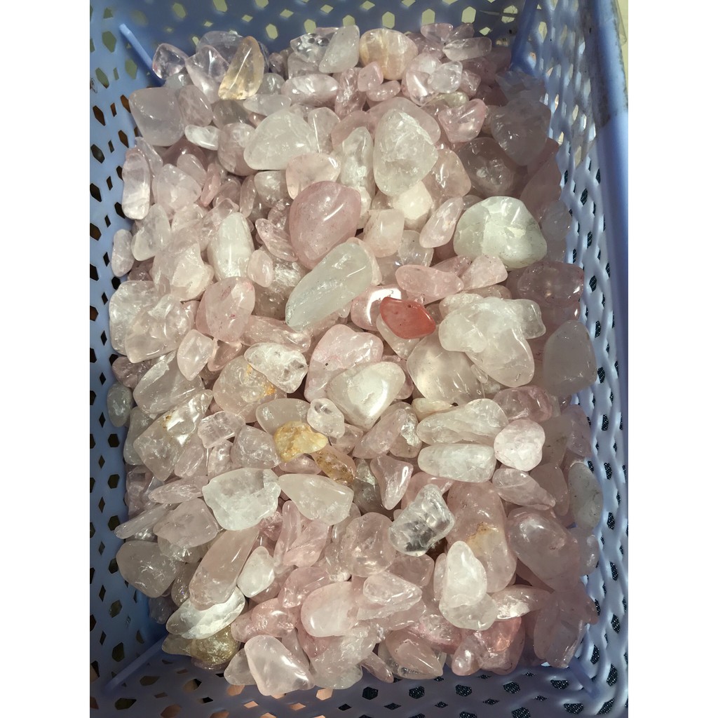 Đá vụn tinh thể thach anh hồng tư nhiên thanh tẩy phong thủy | BigBuy360 - bigbuy360.vn