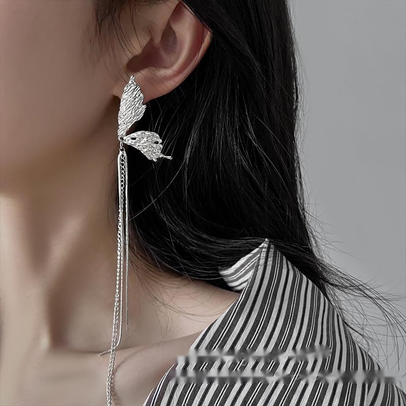 Khuyên Tai Dáng Dài Mặt Hình Bướm Độc Đáo Phong Cách Hàn Quốc Mới