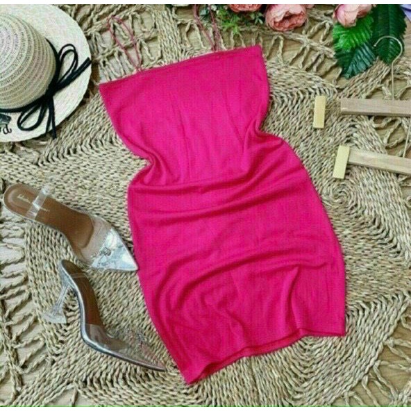 Đầm body 2 dây sợi bún chất pozip mềm mịn, dày dặn