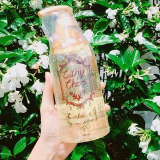 Sữa tắm cathy choo 24k active gold fragrance shower gel