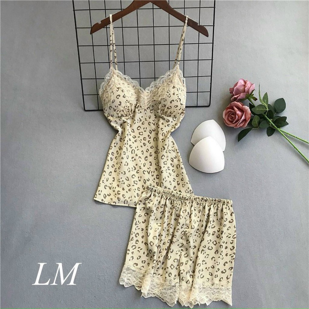 Bộ Đồ Ngủ 2 Dây Phối Ren Quyến Rũ Họa Tiết Chấm Bi Và Báo Có Đệm Ngực Mỏng