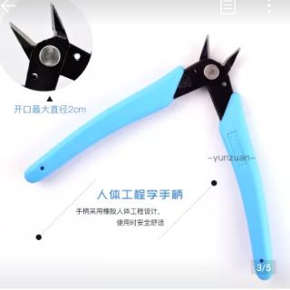 Kềm cắt móng giả