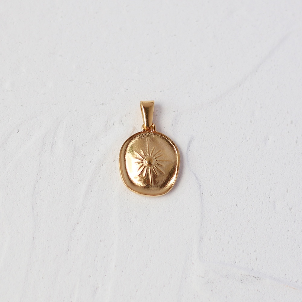 Mặt Dây Chuyền Pj003 L Bằng Thép Titan Mạ Vàng 18K Đính Hạt Dưa Hồng Và Rắn Dễ Phối Đồ