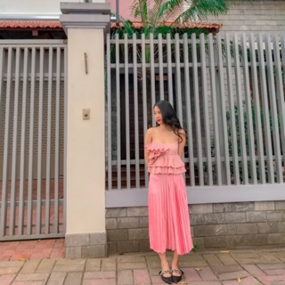 Chân váy Zara màu Hồng ( Pleated Skirt )