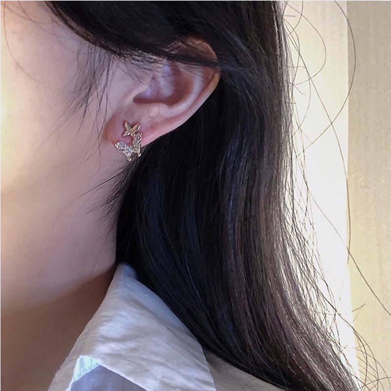 Bông Tai Dạng Kẹp Mạ Bạc 925 Hình Bướm Đơn Giản Cá Tính Phong Cách Hàn Quốc