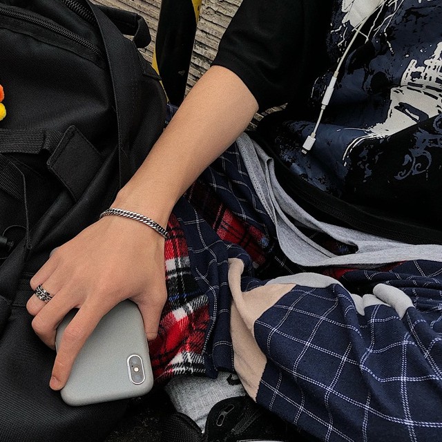 Vòng Tay Xương Rắn Kim Loại Đơn Giản Phong Cách Hàn Quốc Dễ Phối Đồ Dành Cho Nam Và Nữ