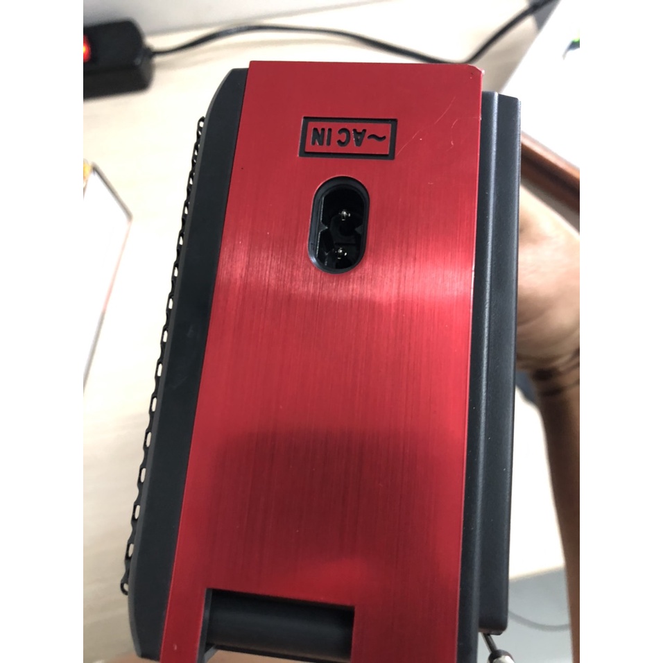 RADIO NGHE NHẠC SW-001UAR