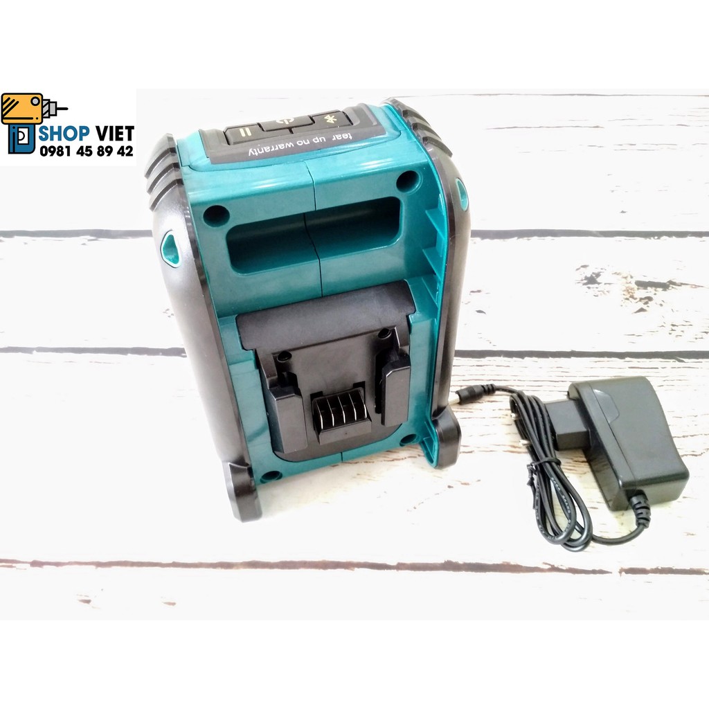 SV Loa bluetooth di động chạy pin Makita, Dewalt, Milwaukee 14,4V-20V