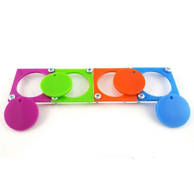 Đồ chơi cho vẹt 4