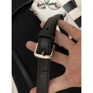 Túi đeo chéo Guess