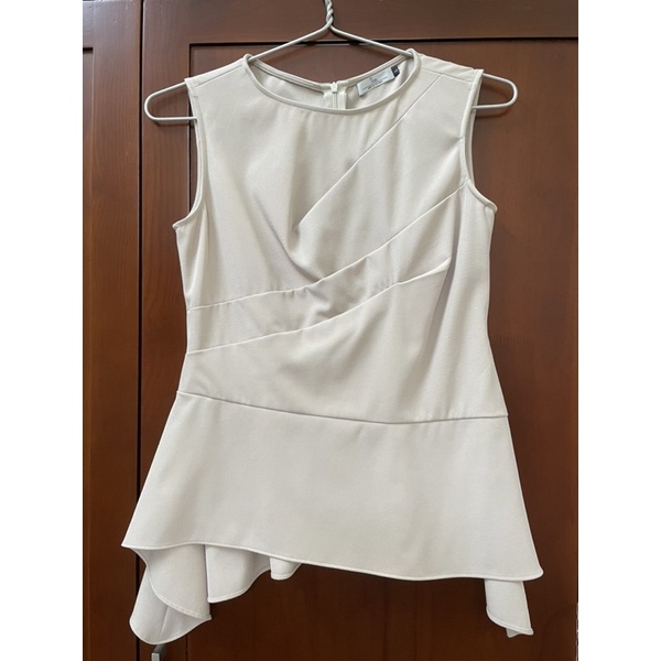 Thanh lí áo Tiin store sz M