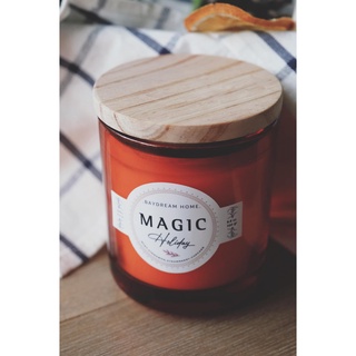 Nến thơm Magic Holiday (Scented Candles-8.8oz)