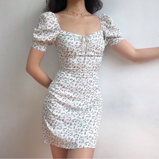 Đầm voan hoa nhí tay ngắn nhúng ngực