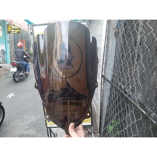 Kính chắn gió GSX150