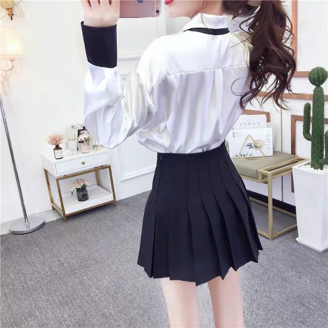 Set đồ phong cách nữ sinh hot trend - Áo sơ mi trắng phi bóng kèm cà vạt - Chân váy ngắn xếp ly