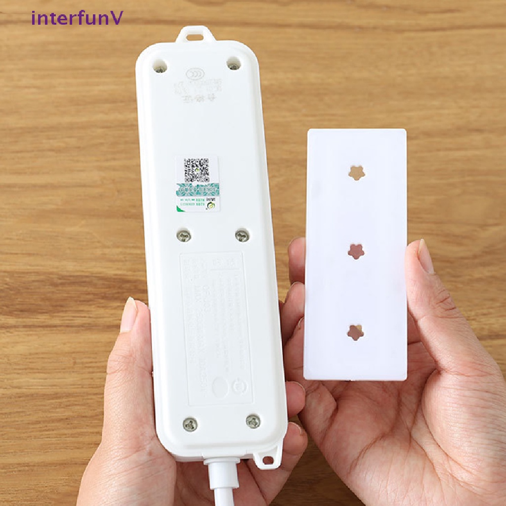 Giá Đỡ Cố Định Phích Cắm Điện Gắn Tường Tiện Dụng