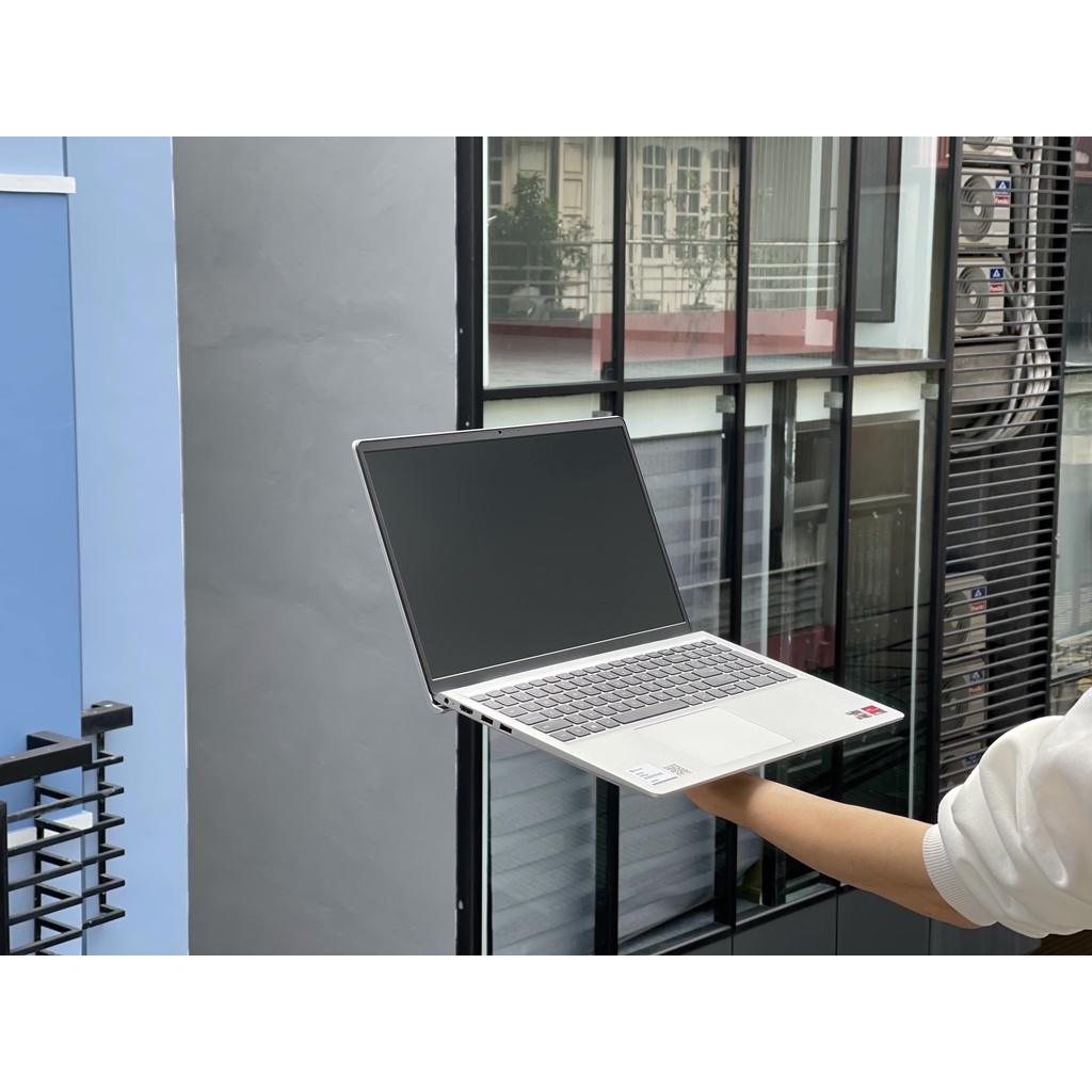 Laptop Dell Inspiron 3515 Ryzen R5-3500U/ Ram 8GB/ SSD 256GB/ MÀN 15.6 FHD IPS Silver