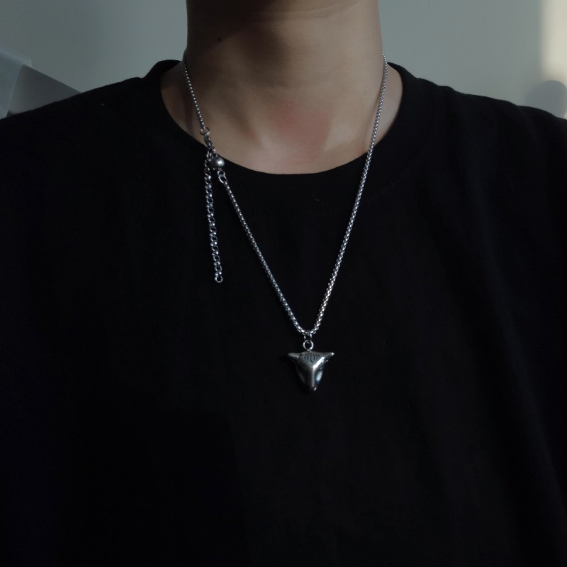 Dây Chuyền Thép Titan Phối Mặt Hình Đầu Bò Phong Cách Hip-Hop Cá Tính