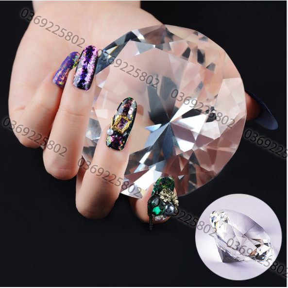 Kim Cương chụp ảnh móng nail, làm deco , size 80