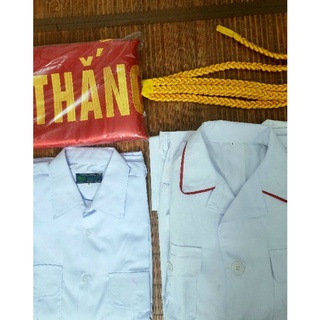 Áo sơ mi trắng tiêu binh tang lễ