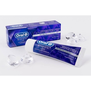 {Date 10/2019}-Kem đánh răng Oral-B 3D White làm trắng răng 95g của Úc