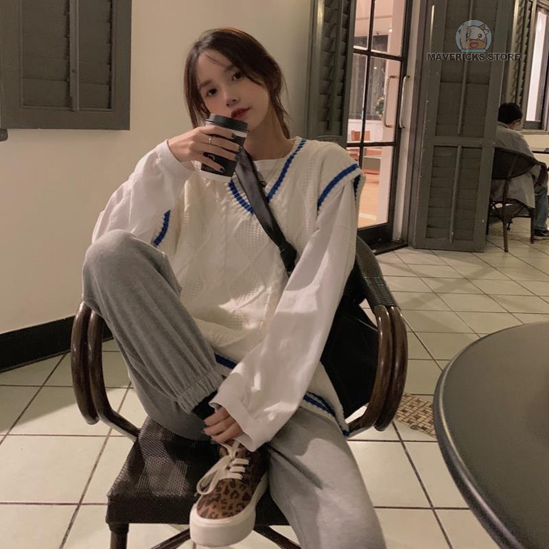 Bộ áo sweater không tay + áo thun tay dài màu trơn sành điệu cho nữ