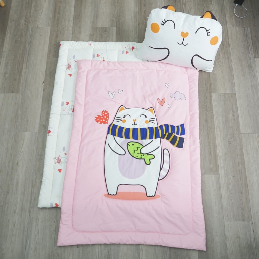 Bộ tấm trải, nệm ngủ trẻ em Kbedding By Everon mèo Kitten chất vải cotton an toàn cho bé