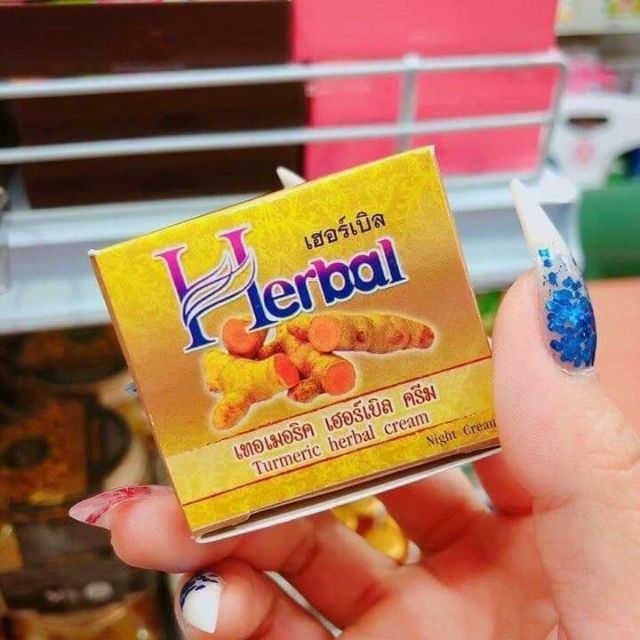Kem nghệ herbal thái lan