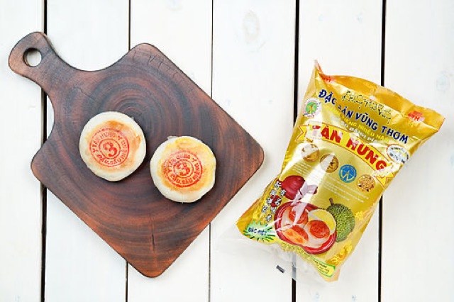 BÁNH PÍA NHỦ VÀNG TÂN HƯNG
