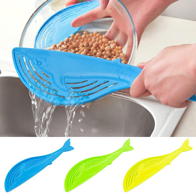 Rây nhựa lọc đồ ăn hình cá voi