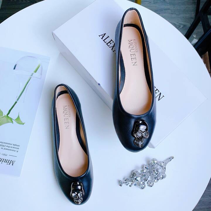 Giày búp bê bệt  MQUEEN fullbox 🏃 𝗙𝗥𝗘𝗘𝗦𝗛𝗜𝗣 🏃 sang trọng, cá tinh ( ảnh, video tự chụp) | BigBuy360 - bigbuy360.vn