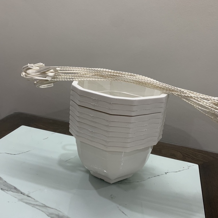 Chậu treo tròn trồng hoa, cây cảnh kèm dây treo hàng loại 1.