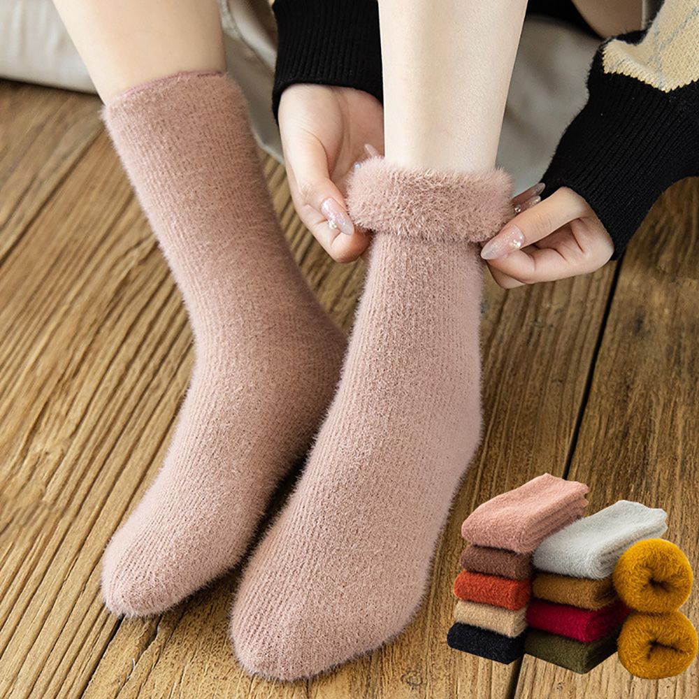 Đôi Vớ Nhung Màu Trơn Dễ Thương Dành Cho Nữ