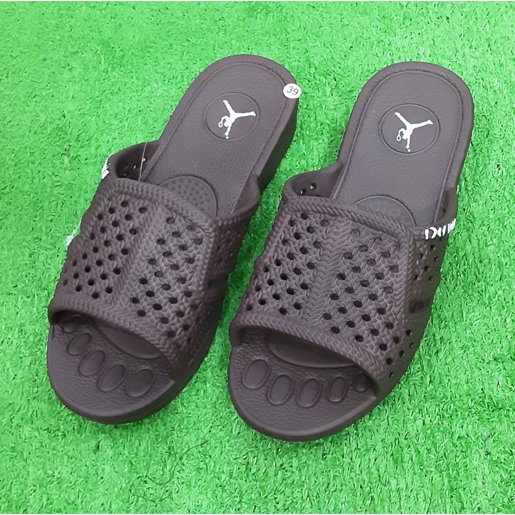 dép quai ngan nam, dép mang trong nhà, chất liệu EVA siêu nhẹ, mang êm chân, thông thoáng, siêu bền, size từ 35-42.
